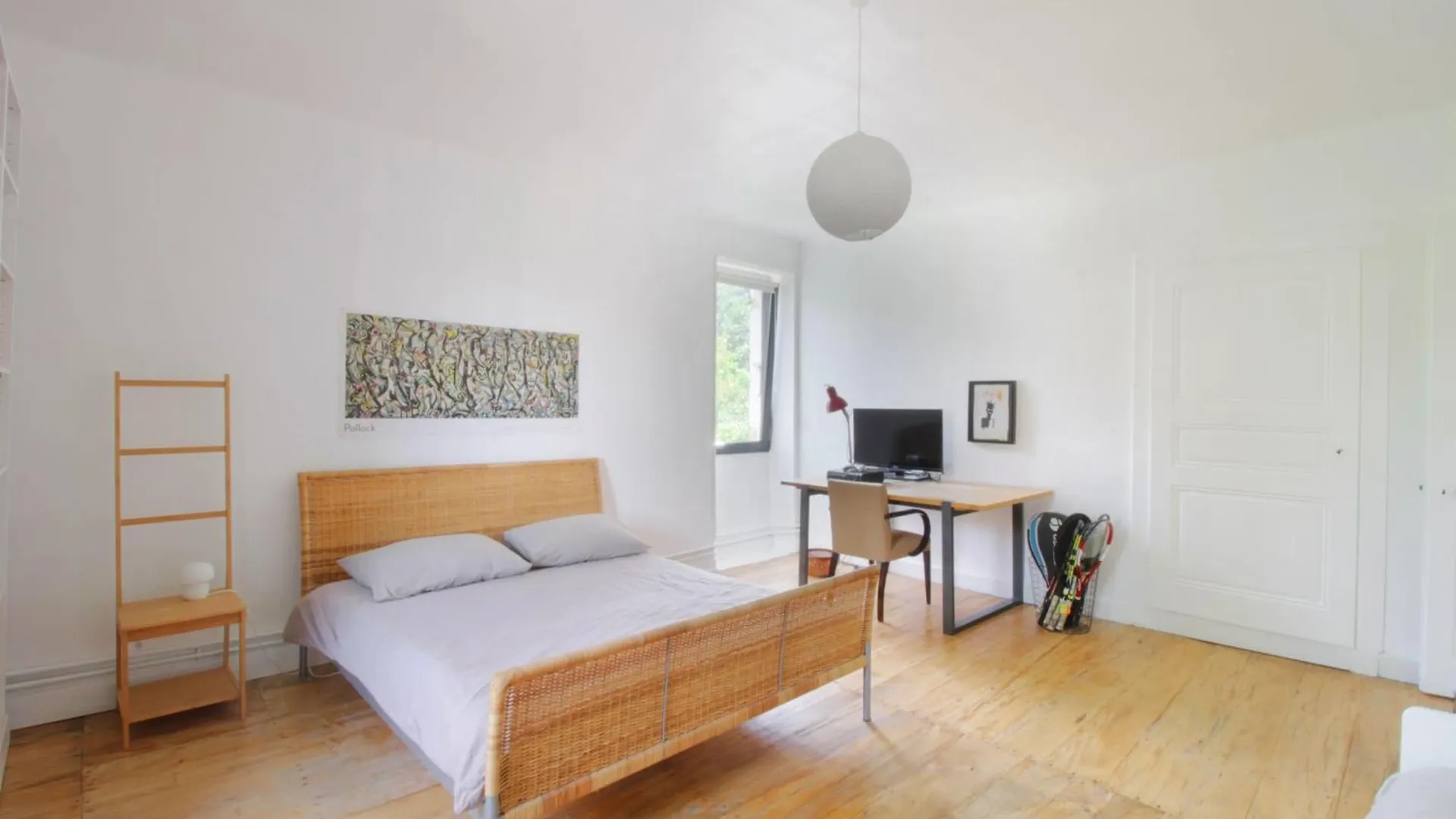 Family Home Peaceful Setting And Swimming Pool! Billieme Feriehus