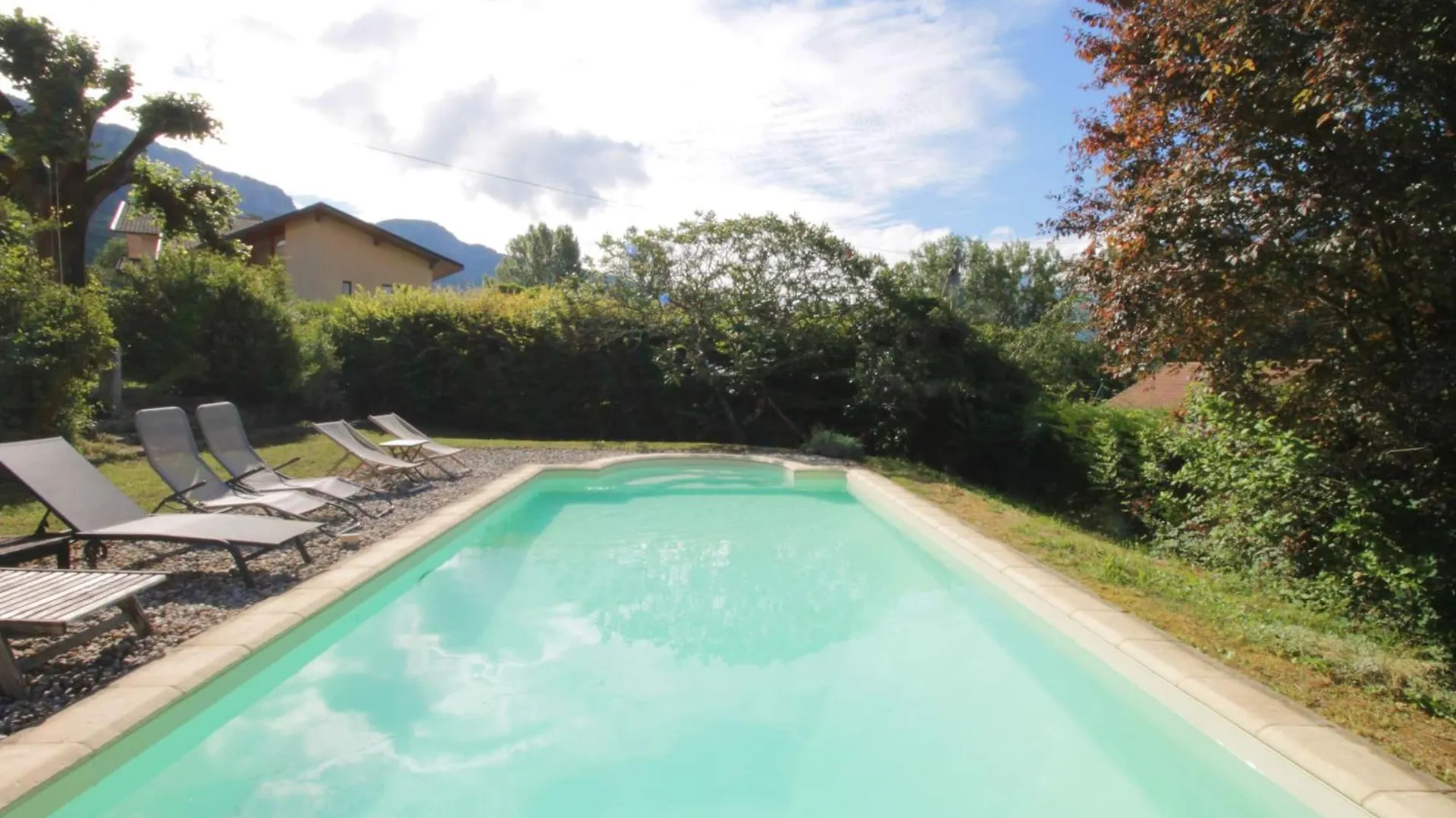 Feriehus Family Home Peaceful Setting And Swimming Pool! Billieme Frankrig